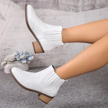 Зимняя женская обувь из натуральной кожи 2024 года; Ботинки Челси; модные ботильоны средней длины; современный острый носок на толстом каблуке; Буллок;
