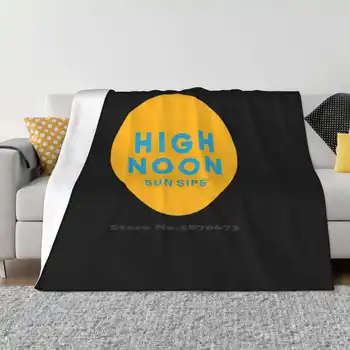 Классическая футболка от High Noon Four Seasons, удобное теплое мягкое одеяло от High Noon